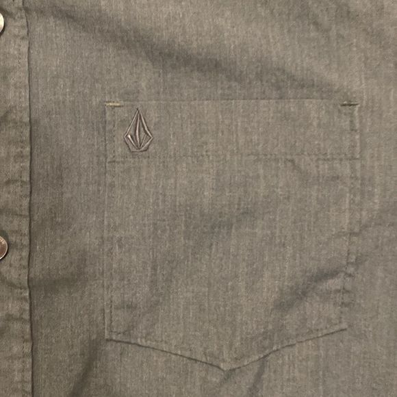 VOLCOM Boys Button Down Long Sleeve Shirt - Picture 3 of 7